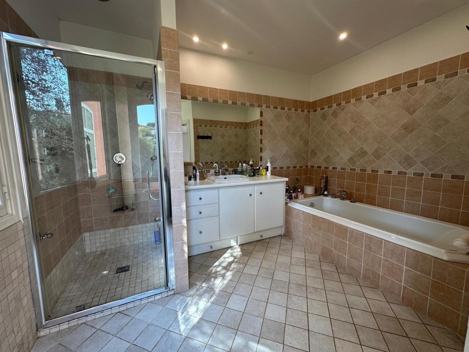 Orfee Elegance Et Tranquillite Sur Les Hauteurs De Villa *