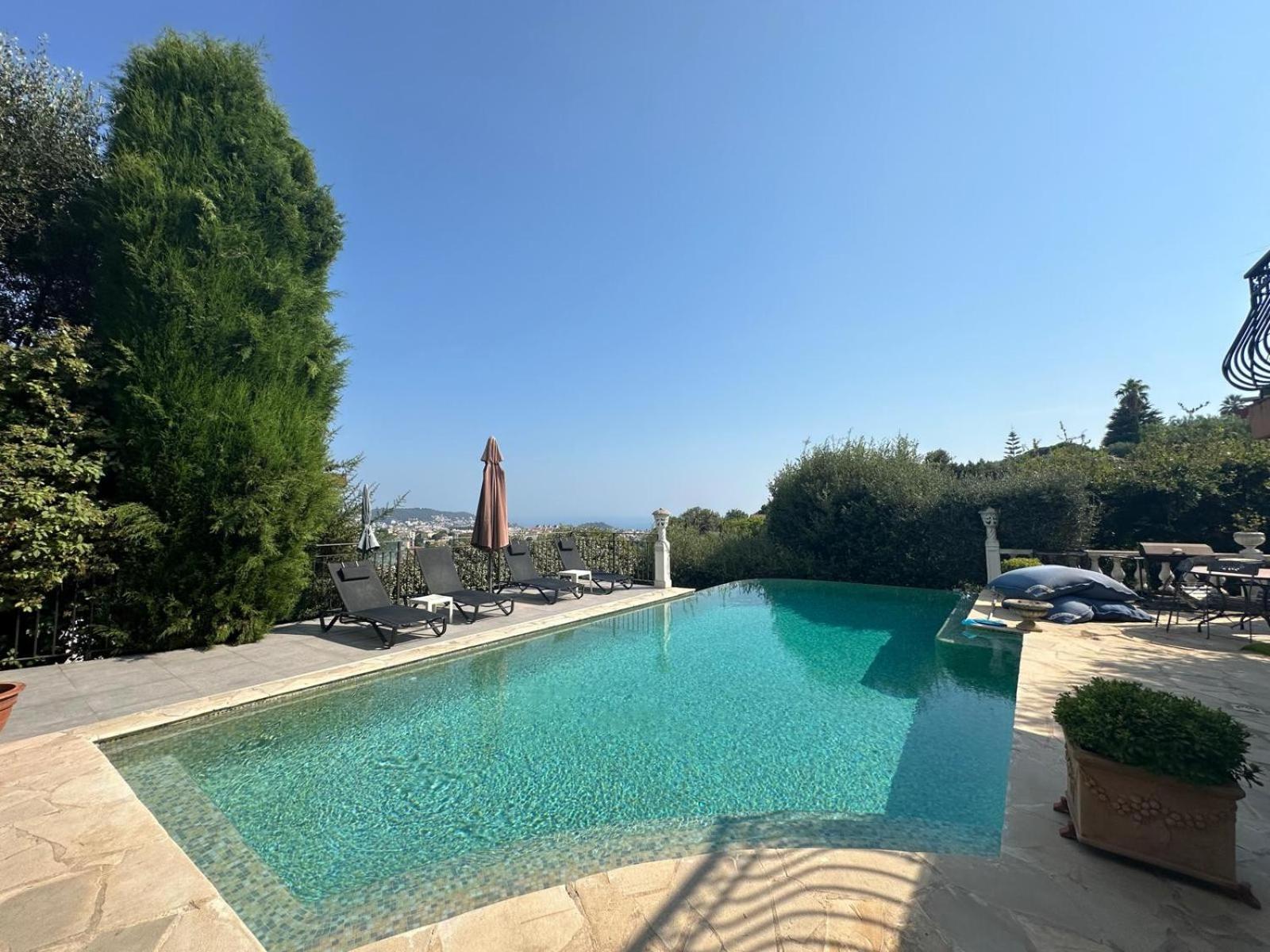 Orfee Elegance Et Tranquillite Sur Les Hauteurs De Villa *